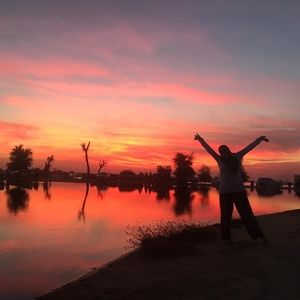 Meet your Posher, Miraal